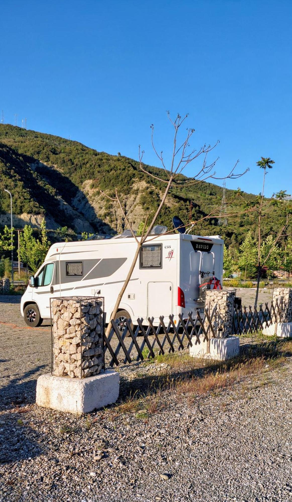 Hotel Camping Myzyri Osum Zhaban Exteriér fotografie